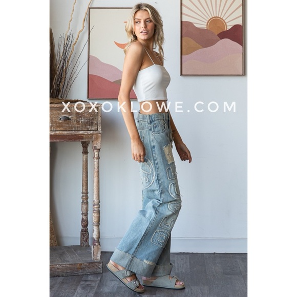 Oli & Hali Peace Patched & Lettered Distressed Y2K Loose Fit Jeans - Picture 8 of 11
